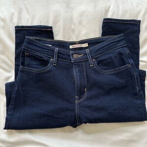 Levi’s high-rise skinny jeans size 28
